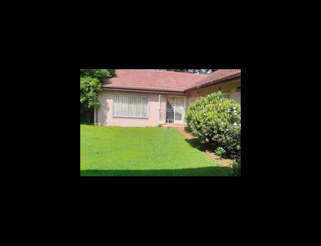 15,295M² SMALLHOLDING FOR SALE IN BREDELL